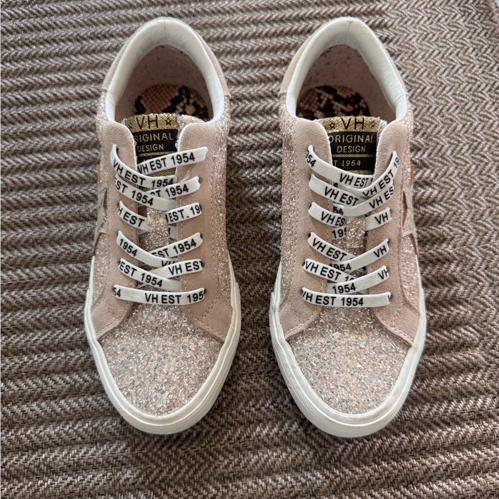 Vintage Havana Womens Glitter Star Sneaker in Beige - Picture 2 of 8